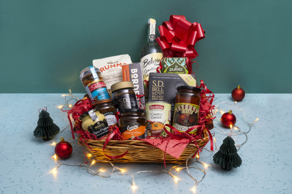 10 Creative Christmas Gift Boxes to Surprise Loved Ones