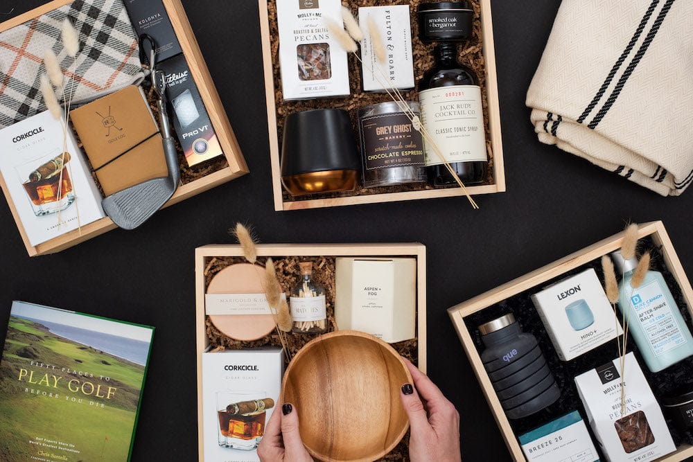 What Should You Put in a Christmas Hamper? A Complete Gifting Guide